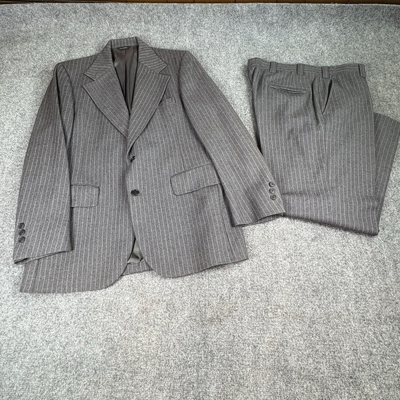 Vintage 80s Harris Hart PBM Wool Pinstripe Suit 2PC 40R 36x27 Gray  USA Union - Picture 1 of 16